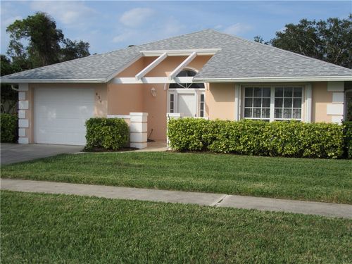 634 Lake Orchid Cir, Vero Beach, FL, 32962-8538 | Card Image