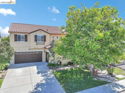 2421 Silveria Way, Antioch, CA, 94531-8266 | Card Image