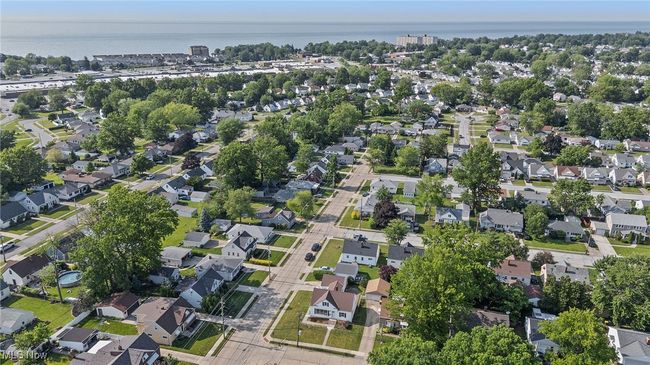 30031 Thomas St, House other with 5 bedrooms, 3 bathrooms and null parking in Willowick OH | Image 32