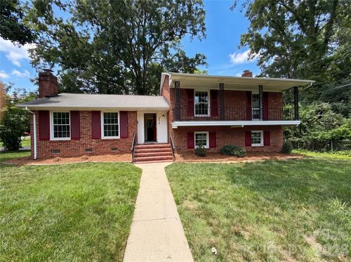 5410 Sharon Rd, Charlotte, NC, 28210-4726 | Card Image