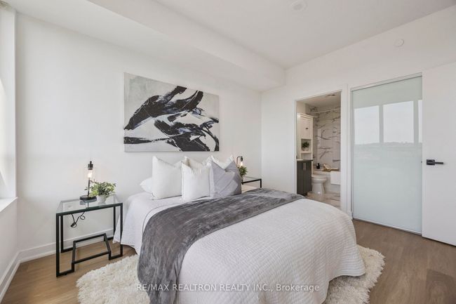 1005 - 1346 Danforth Rd, Condo with 3 bedrooms, 2 bathrooms and null parking in Toronto ON | Image 25