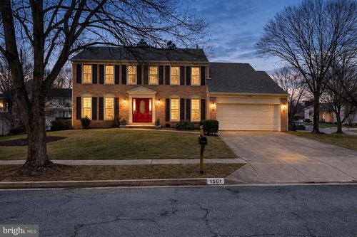 1501 Silverado Ct, Mitchellville, MD, 20721-3149 | Card Image