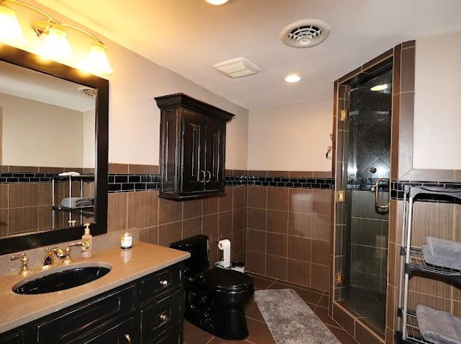 900 Tanager Dr, House other with 10 bedrooms, 11 bathrooms and 3 parking in Bluefield VA | Image 50