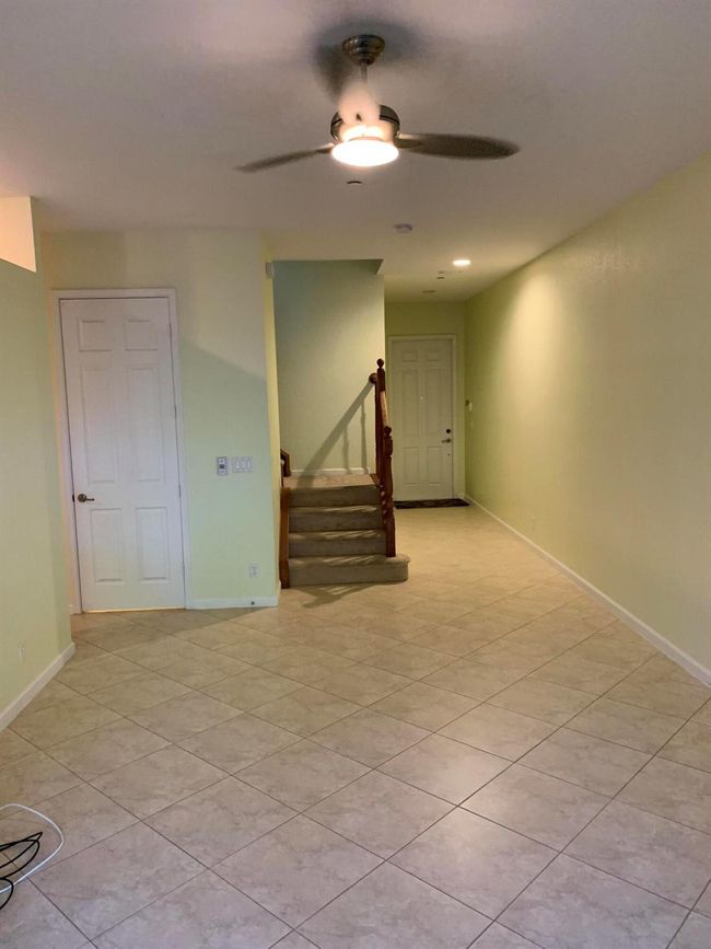 138 Sw Walking Path, Townhouse with 3 bedrooms, 3 bathrooms and null parking in Stuart FL | Image 8