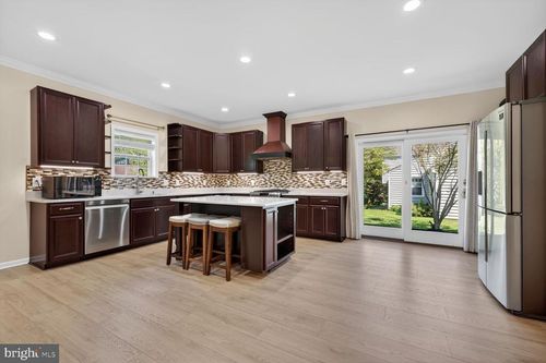 15108 Winesap Dr, NORTH POTOMAC, MD, 20878-2336 | Card Image