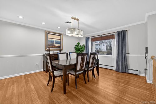 10 Hamilton Ave, Highland Mills, NY, 10930-3042 | Card Image