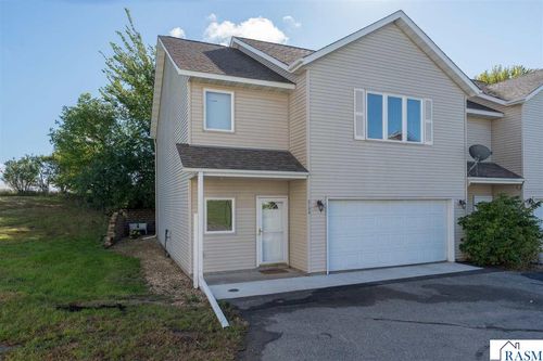 2134 Willow Trl, North Mankato, MN, 56003-4235 | Card Image