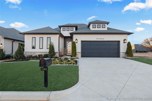 11962 S 94th East Ave, Bixby, OK, 74008-2199 | Card Image