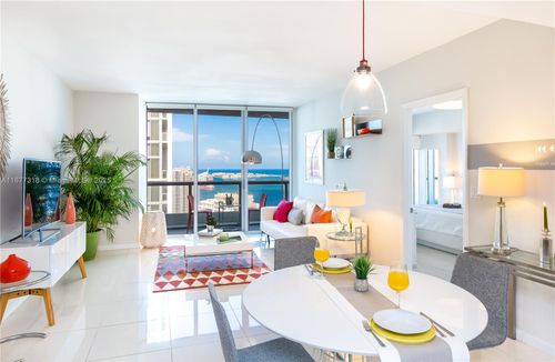 apt-4101-485 Brickell Ave, Miami, FL, 33131-2759 | Card Image