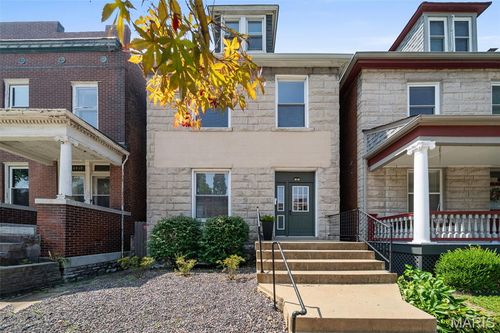 4036 Flad Ave, Saint Louis, MO, 63110-3925 | Card Image