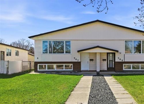 767 Sheppard St, Winnipeg, MB, R2P0H6 | Card Image