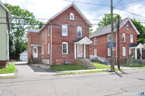 24 Garden St, Meriden, CT, 06451-3001 | Card Image