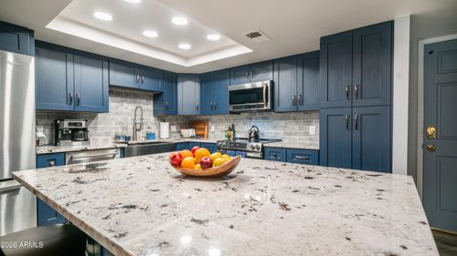 212-7910 E Camelback Rd, Scottsdale, AZ, 85251-2665 | Card Image
