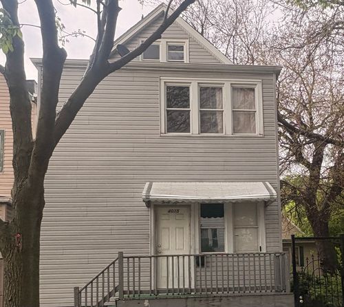 4015 S Maplewood Avenue, Chicago, IL, 60632 | Card Image