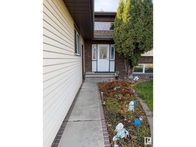 4302 41 St, House other with 5 bedrooms, 2 bathrooms and null parking in Bonnyville AB | Image 2