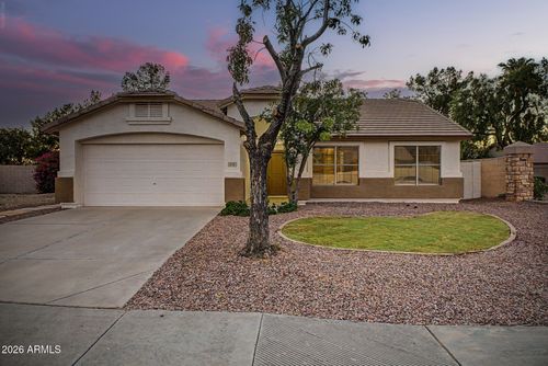 576 S Moorea Dr, Gilbert, AZ, 85296-2703 | Card Image