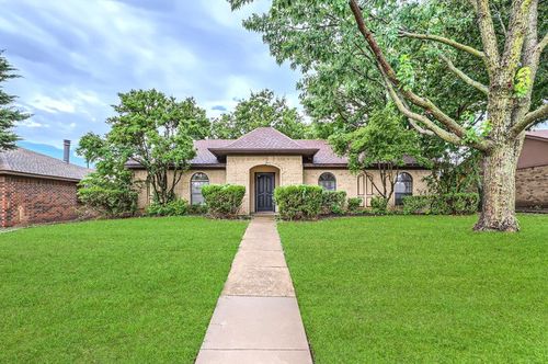 1304 Seabrook Dr, Plano, TX, 75023-2927 | Card Image