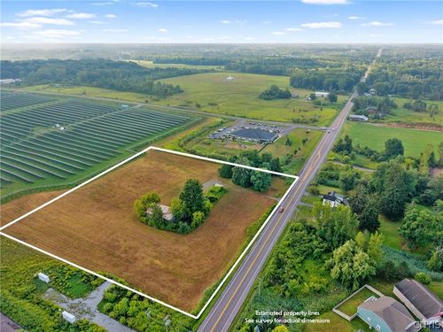 8150 Morgan Rd, Clay, NY, 13041-9682 | Card Image