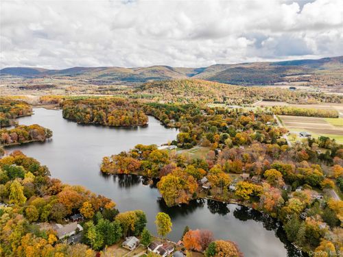 8 Lake Shore Dr, Copake, NY, 12516-1001 | Card Image