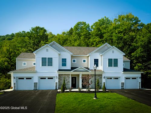 16 Reeds Holw, Saratoga Springs, NY, 12866 | Card Image