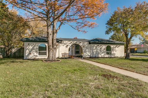 5900 Field Stone Ct, North Richland Hills, TX, 76180-6345 | Card Image