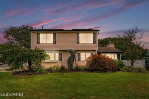 1115 Beaver Dam Rd, Point Pleasant Boro, NJ, 08742-4403 | Card Image