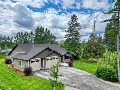 92 Running Deer Trail, House other with 4 bedrooms, 2 bathrooms and null parking in Kalispell MT | Image 1