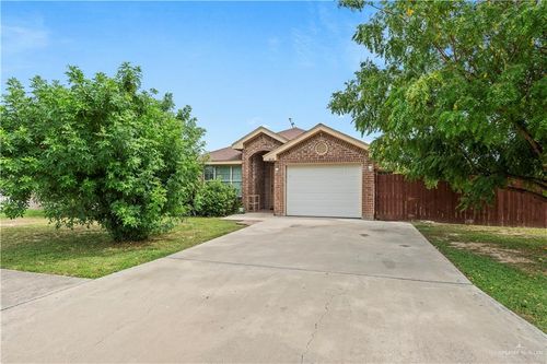 813 Chickadee, Pharr, TX, 78577-7935 | Card Image