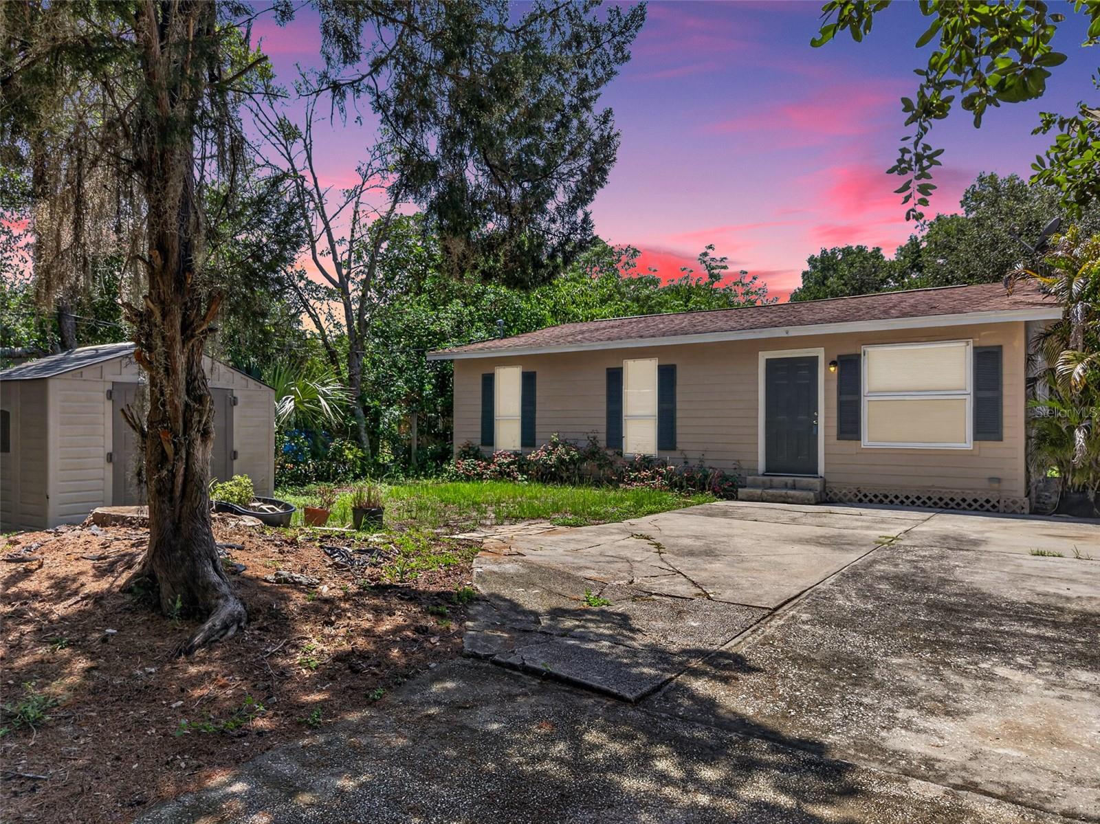 Residential in PALM HARBOR 3