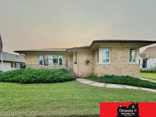 405 6th St, Scribner, NE, 68057-3110 | Card Image