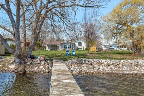596 Hiscock Shores Rd, Carrying Place, ON, K0K1L0 | Card Image