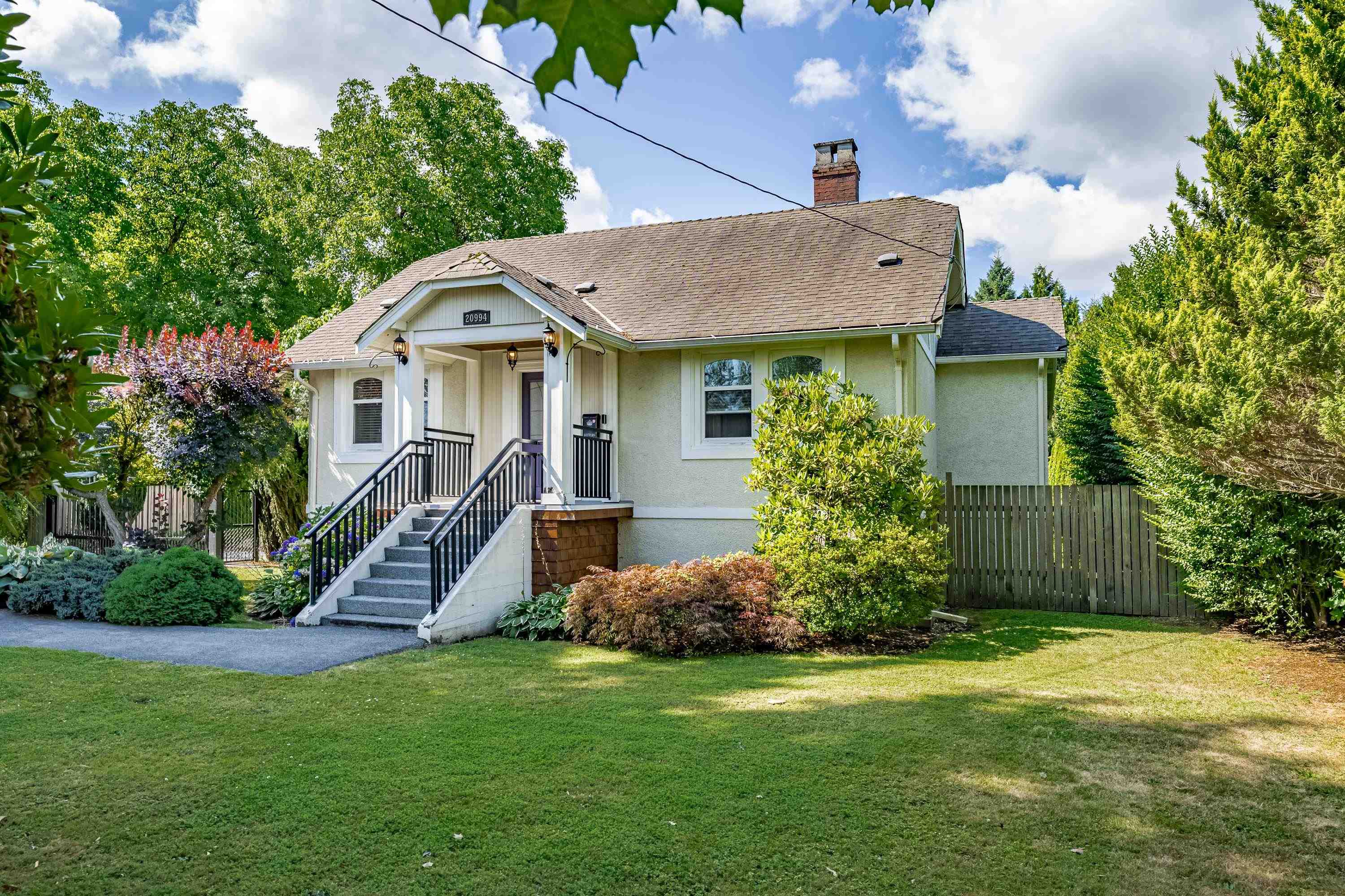20994 Old Yale Road, House other with 3 bedrooms, 1 bathrooms and 5 parking in Langley BC | Image 12