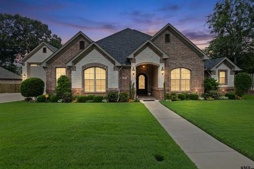 102 Nathan Dr, Chandler, TX, 75758-8869 | Card Image