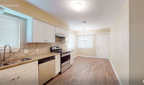 900 Fieldwood Dr, Austin, TX, 78758-5706 | Card Image