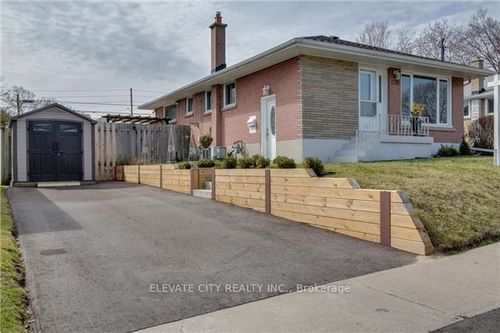 main-1330 Minden St, Oshawa, ON, L1J3R4 | Card Image