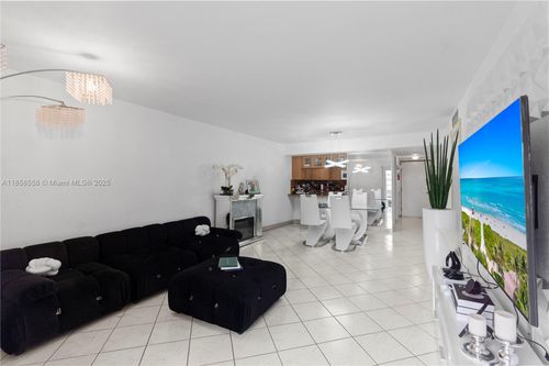 apt-3223-1810 W 56th St, Hialeah, FL, 33012-7318 | Card Image