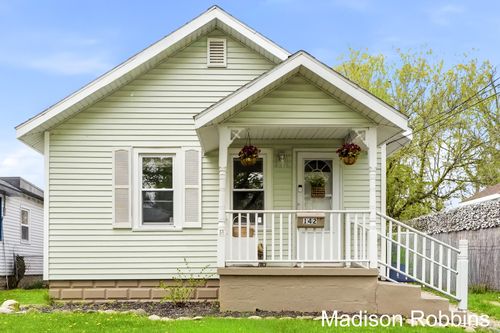 142 Meerse St, Grand Rapids, MI, 49507-3446 | Card Image
