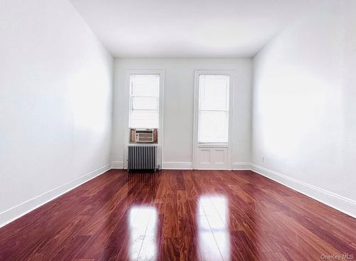 2l-6707 Forest Ave, Ridgewood, NY, 11385-4449 | Card Image