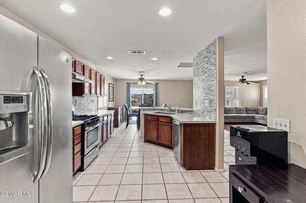 Residential Lease in Castaic 5