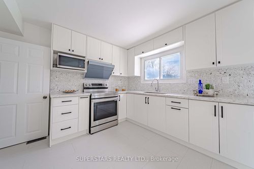 117 Orchard View Blvd, Oshawa, ON, L1G3N8 | Card Image