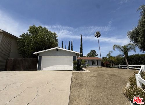 26129 Abdale Street, Newhall, CA, 91321 | Card Image