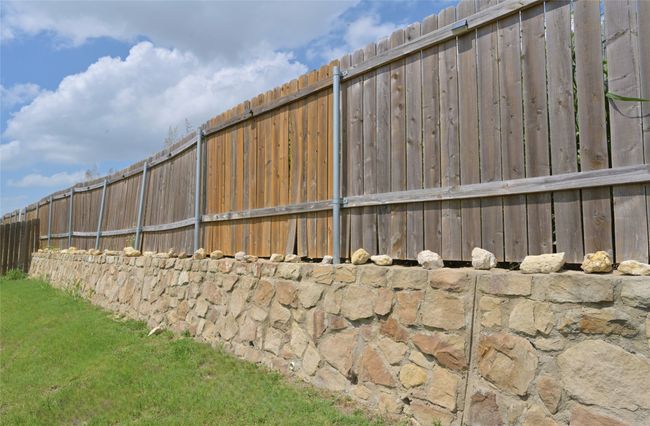 Rear wood & stone privacy fence | Image 35
