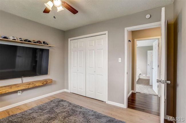 1051 Saint Clair St, House other with 3 bedrooms, 2 bathrooms and 2 parking in Carlyle IL | Image 21
