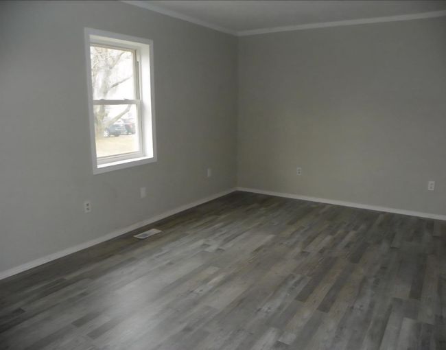 14213 Main St, House other with 3 bedrooms, 2 bathrooms and null parking in Moores Hill IN | Image 8