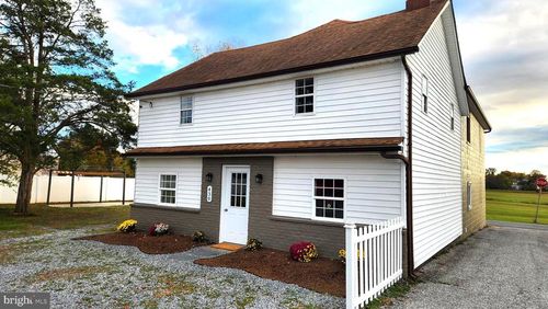 430 E Baltimore St, TANEYTOWN, MD, 21787-2304 | Card Image