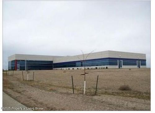 3239 Highway 22 N, Dickinson, ND, 58601-9419 | Card Image