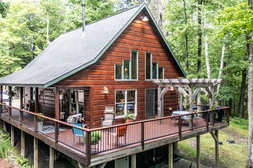 7818 Sutton Rd, Minocqua, WI, 54548-8000 | Card Image