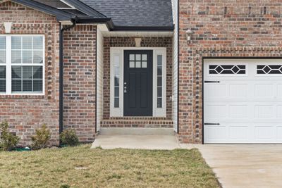 3062 Fort Sumter Dr, House other with 3 bedrooms, 2 bathrooms and 2 parking in Clarksville TN | Image 3