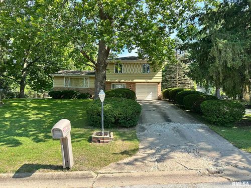 221 Van Dyke Dr, Canton, IL, 61520-1154 | Card Image