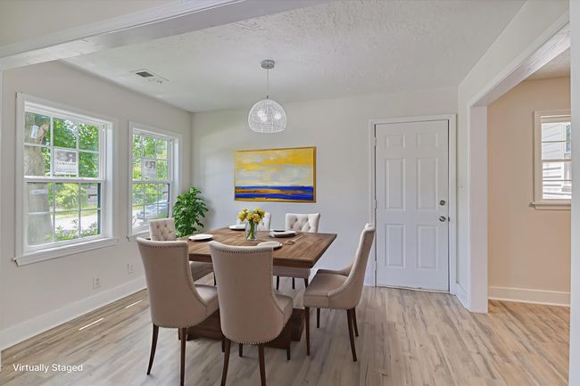 09-109 - Dining Room - Standard - 0 | Image 6